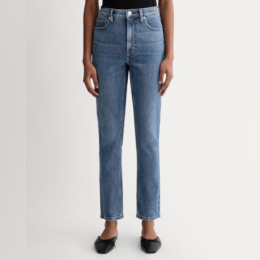Everlane The Original Cheeky Jean- Light Wash Straight Leg Denim